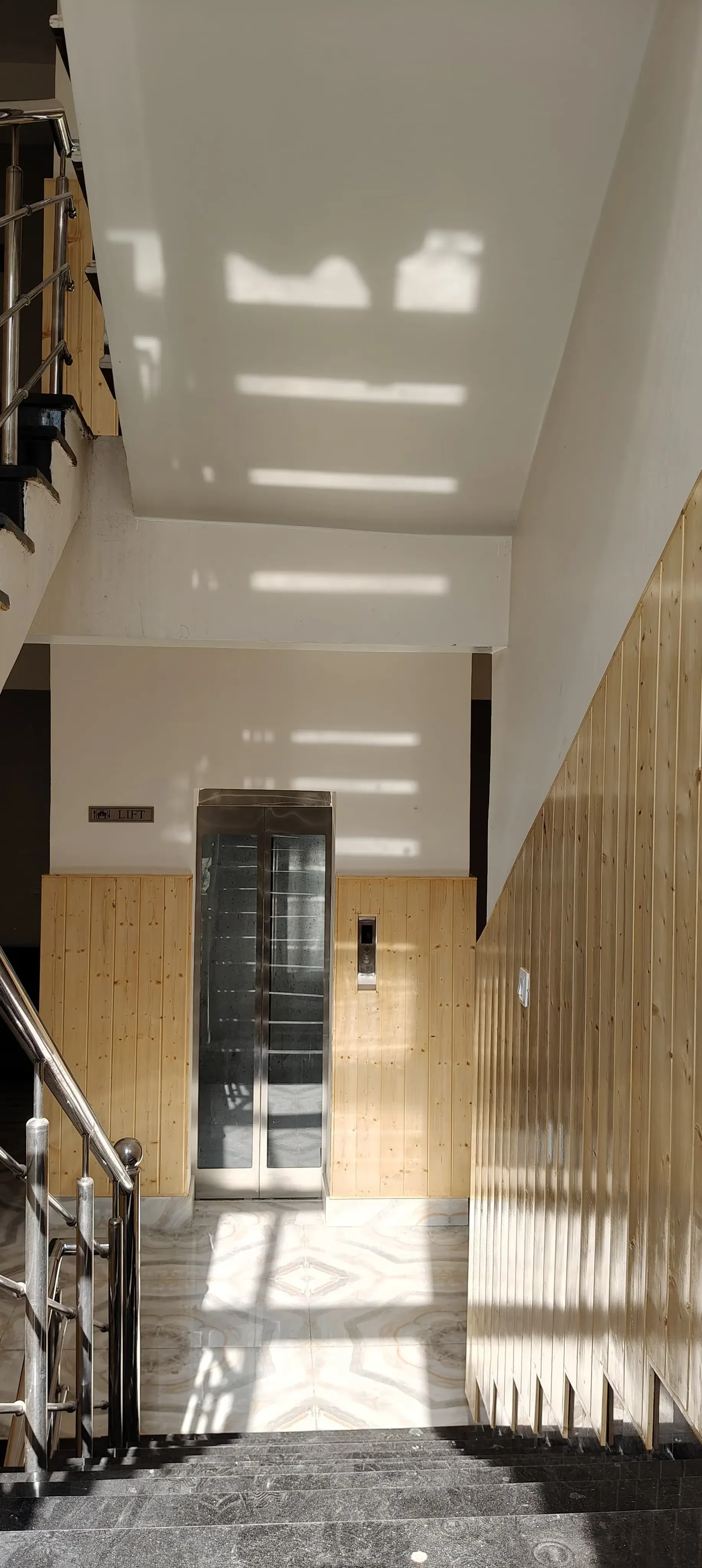 Hotel Aradhya Ganga Uttarkashi [Stairs]