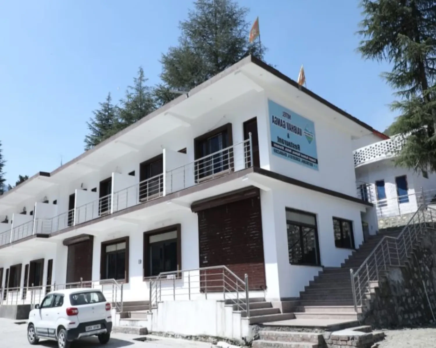 Hotel Vaibhav Ganga Uttarkashi [Hotel Front View]