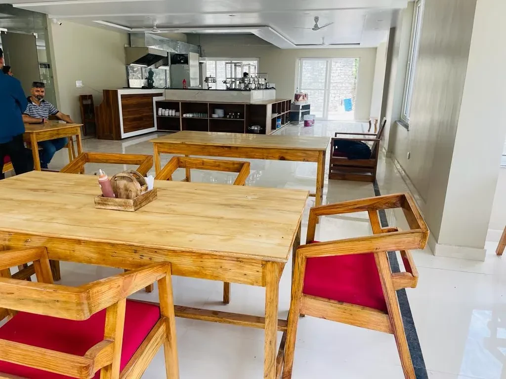 Rajaji Hotels Uttarkashi [Restaurant]