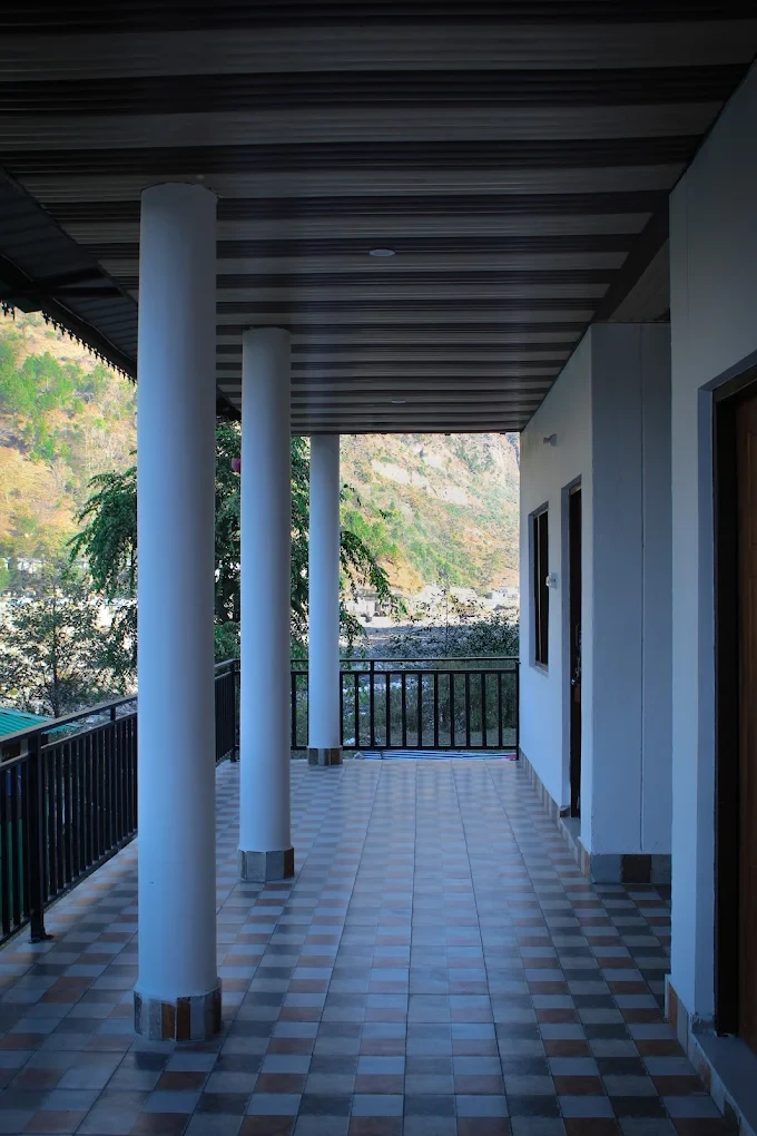 Yaantra Retreat Uttarkashi [Lobby]