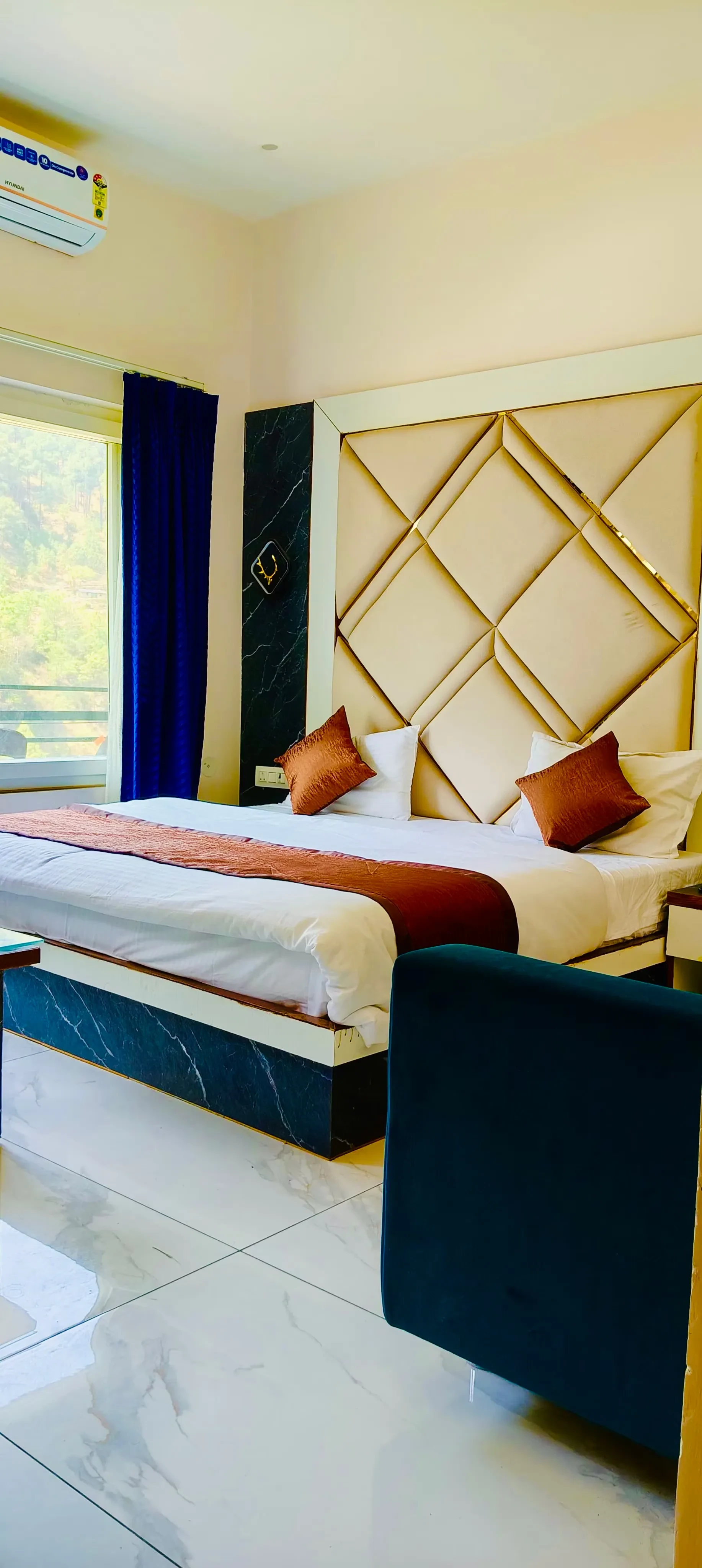 Hotel Aradhya Ganga Uttarkashi [Air Conditioning Unit Inside The Room]