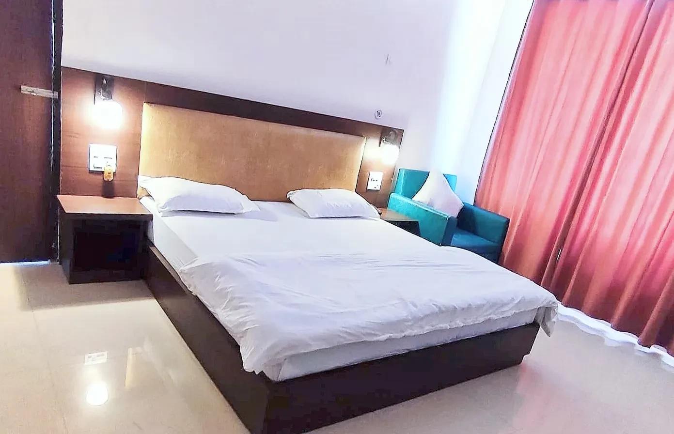 Hotel Vasudha Uttarkashi [King Bed]