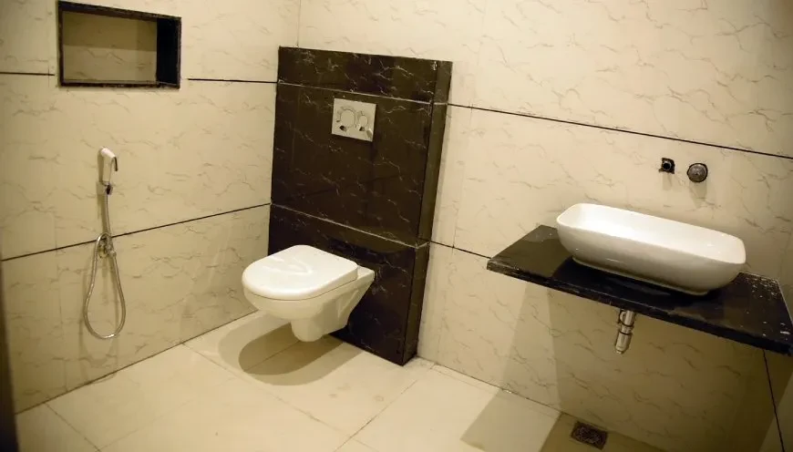 Rajaji Hotels Uttarkashi [Attach Bathroom]