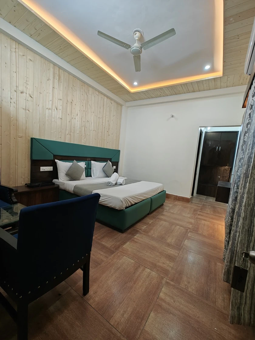 Shiv Parivar Resort Uttarkashi [Full Room View]