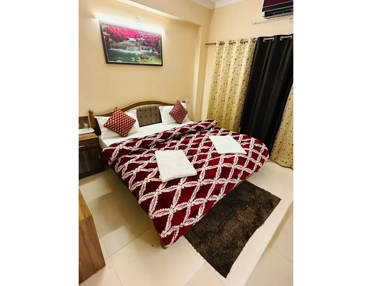 The Great Ganga Uttarkashi [King Size Bed]